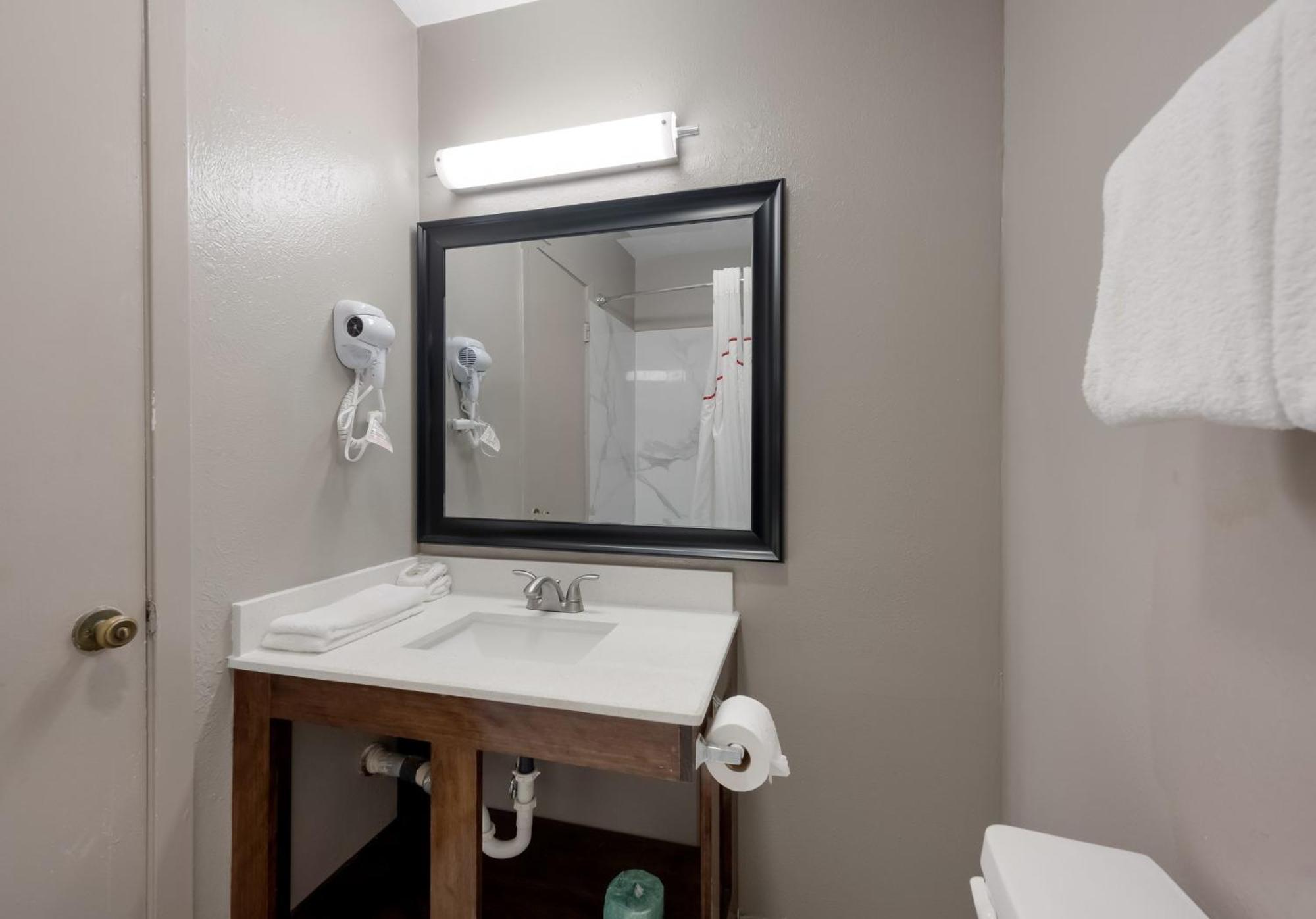 Red Roof Inn Madisonville Dış mekan fotoğraf