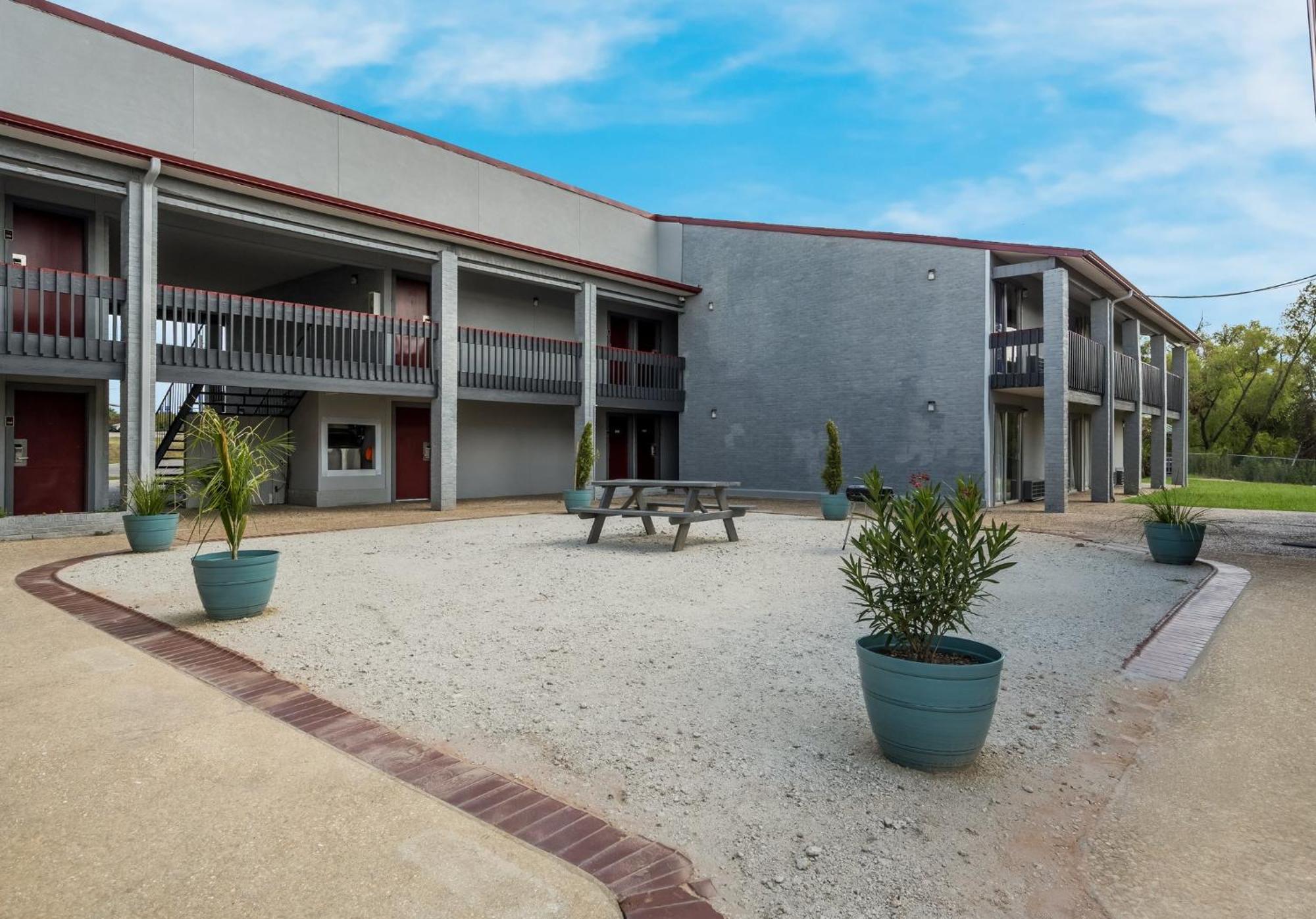 Red Roof Inn Madisonville Dış mekan fotoğraf